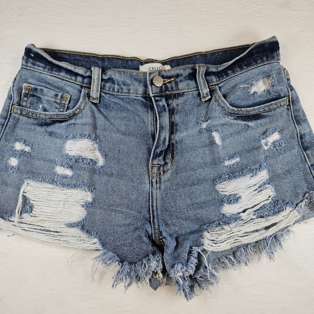 Cello Women Medium Wash Distressed Denim Shorts High Rise Frayed Raw Hem Size M